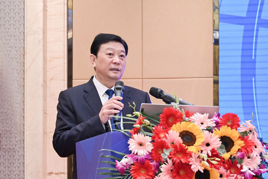 中國涂料工業(yè)協(xié)會會長劉普軍致辭