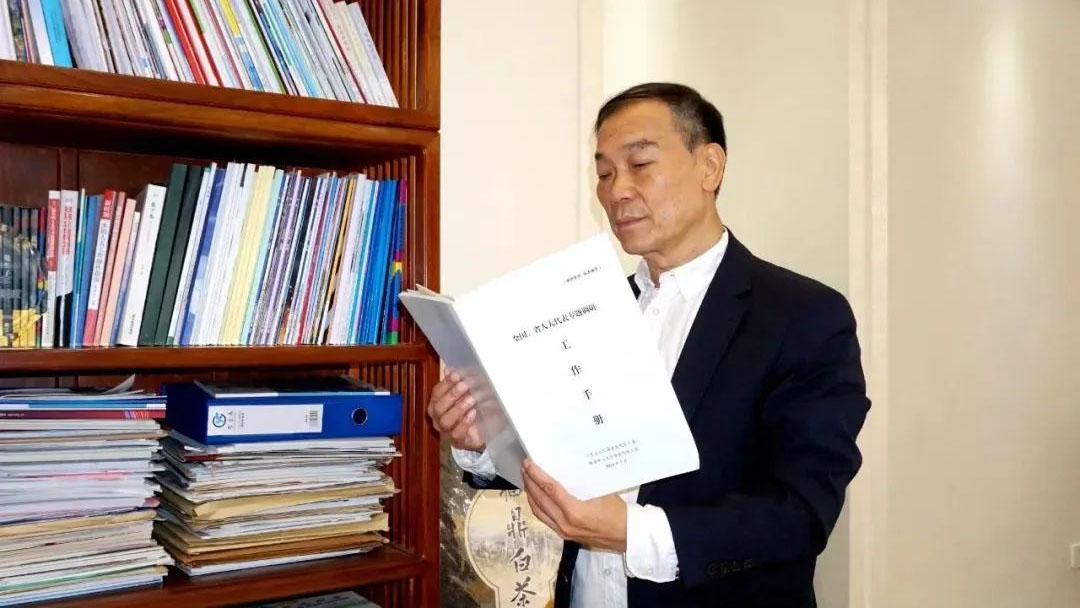 兩會 | 全國人大代表黃達昌向大會提交鼓勵發展自主品牌涂料的建議　